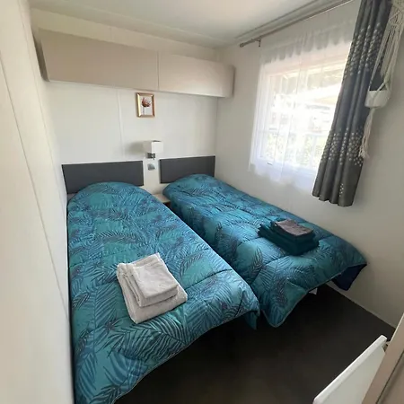Campingplatz Del Mar 125, Mobile O'hara Superieur 1060, 3 Chambres, 40 M2, Terrasse